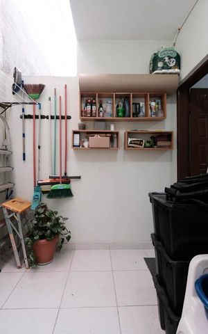 Casa à venda com 84m², 3 quartos e 2 vagasÁrea de Serviço