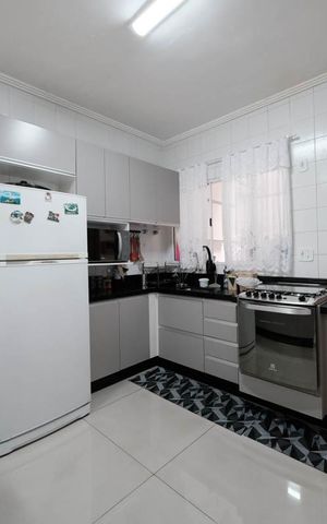 Casa à venda com 84m², 3 quartos e 2 vagasCozinha