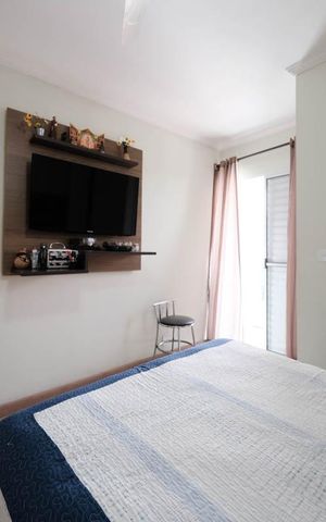 Casa à venda com 84m², 3 quartos e 2 vagasSuíte