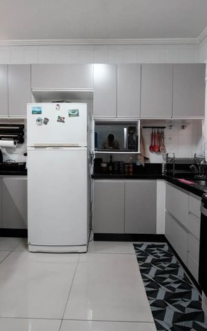 Casa à venda com 84m², 3 quartos e 2 vagasCozinha