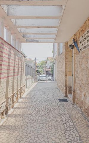 Casa à venda com 418m², 4 quartos e 8 vagasGaragem