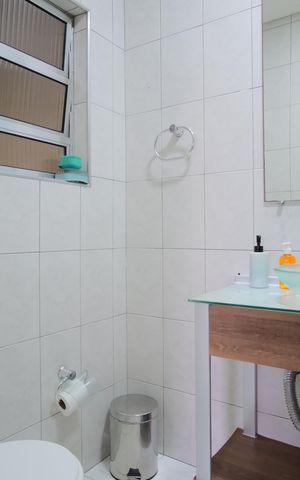 Casa à venda com 221m², 3 quartos e 2 vagasCasa 1 - Banheiro