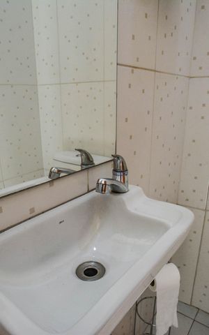 Casa à venda com 244m², 3 quartos e sem vaga Casa à venda com 244m², 3 quartos e sem vagaLavabo