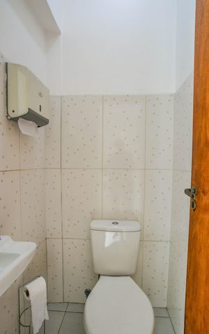 Casa à venda com 244m², 3 quartos e sem vaga Casa à venda com 244m², 3 quartos e sem vagaLavabo