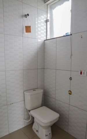 Casa à venda com 244m², 3 quartos e sem vaga Casa à venda com 244m², 3 quartos e sem vagaBanheiro da Suíte