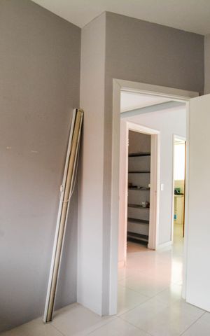 Casa à venda com 244m², 3 quartos e sem vaga Casa à venda com 244m², 3 quartos e sem vagaSala