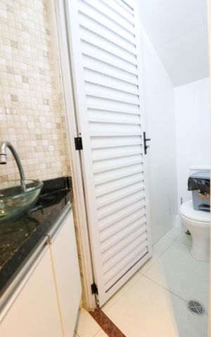 Casa à venda com 276m², 3 quartos e 4 vagas