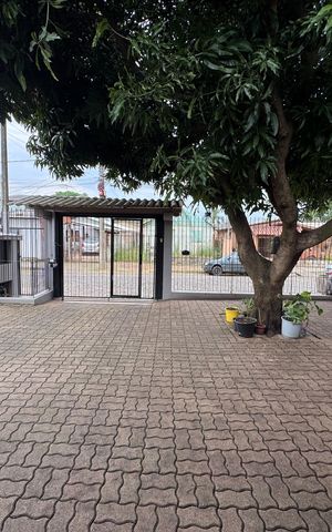 Casa à venda com 225m², 3 quartos e 1 vaga