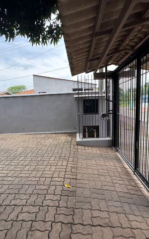 Casa à venda com 225m², 3 quartos e 1 vaga