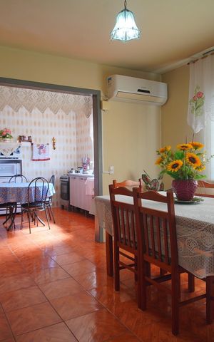 Casa à venda com 90m², 3 quartos e 1 vagaSala de Jantar