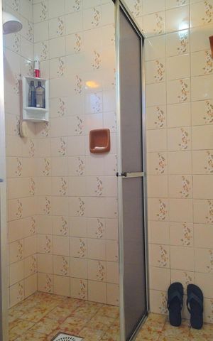 Casa à venda com 90m², 3 quartos e 1 vagaBanheiro