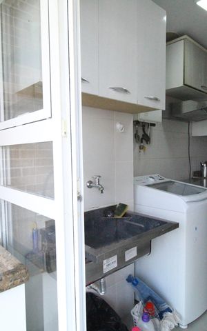 Apartamento à venda com 78m², 2 quartos e 2 vagasÁrea de serviço