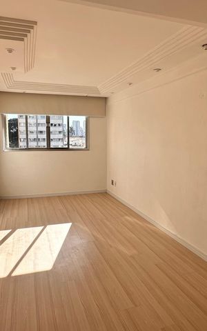 Apartamento à venda com 75m², 1 quarto e 1 vaga Apartamento à venda com 75m², 1 quarto e 1 vagaSala