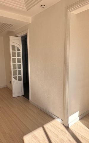 Apartamento à venda com 75m², 1 quarto e 1 vaga Apartamento à venda com 75m², 1 quarto e 1 vagaSala