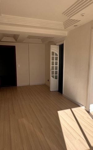 Apartamento à venda com 75m², 1 quarto e 1 vaga Apartamento à venda com 75m², 1 quarto e 1 vagaSala