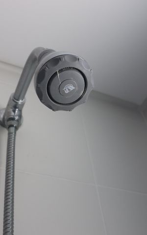Apartamento à venda com 92m², 2 quartos e 2 vagasBanheiro Quarto 1 suíte