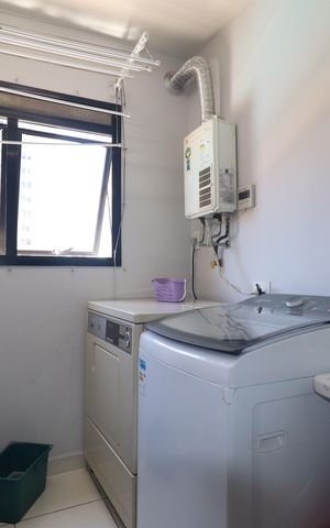 Apartamento à venda com 92m², 2 quartos e 2 vagasÁrea de Serviço