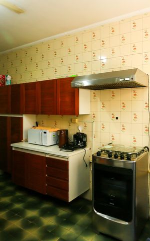 Casa à venda com 155m², 3 quartos e 2 vagas Casa à venda com 155m², 3 quartos e 2 vagascozinha