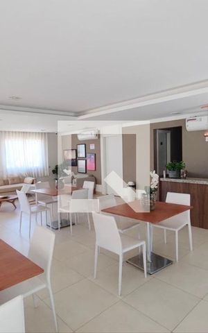 Apartamento à venda com 68m², 3 quartos e 1 vaga Apartamento à venda com 68m², 3 quartos e 1 vagaÁrea comum - Salão de festas