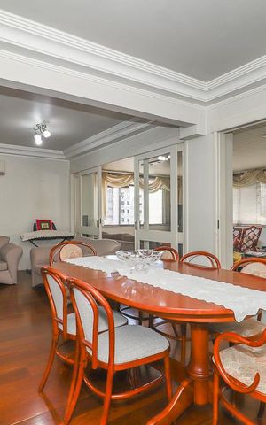 Apartamento à venda com 189m², 3 quartos e 2 vagasSala