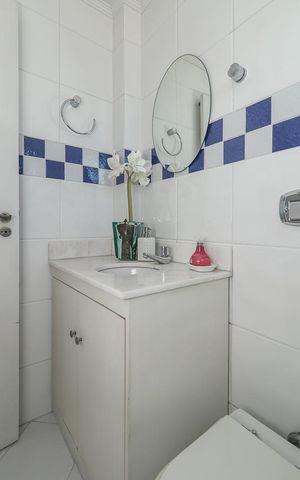 Apartamento à venda com 189m², 3 quartos e 2 vagasBanheiro de serviço