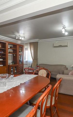 Apartamento à venda com 189m², 3 quartos e 2 vagasSala