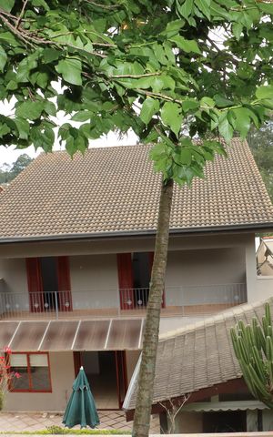 Casa de condomínio para alugar com 360m², 5 quartos e 6 vagasÁrea Externa
