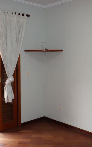Casa de condomínio para alugar com 360m², 5 quartos e 6 vagasSuíte 2