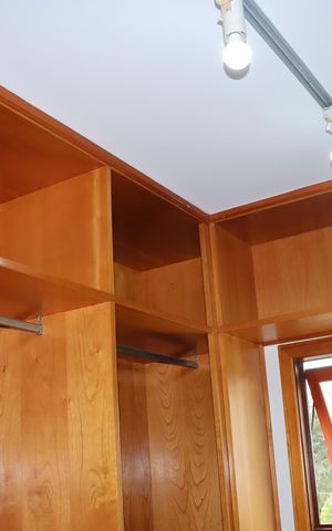 Casa de condomínio para alugar com 360m², 5 quartos e 6 vagasSuíte 4 Closet