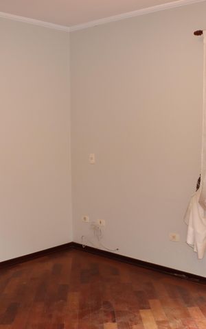 Casa de condomínio para alugar com 360m², 5 quartos e 6 vagasSuíte 4