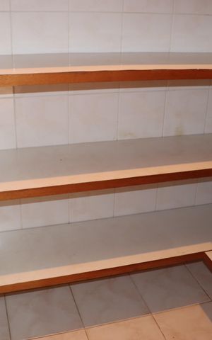 Casa de condomínio para alugar com 360m², 5 quartos e 6 vagasDespensa