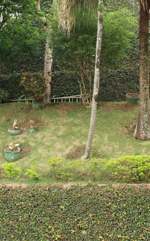 Casa de condomínio para alugar com 360m², 5 quartos e 6 vagasÁrea Externa