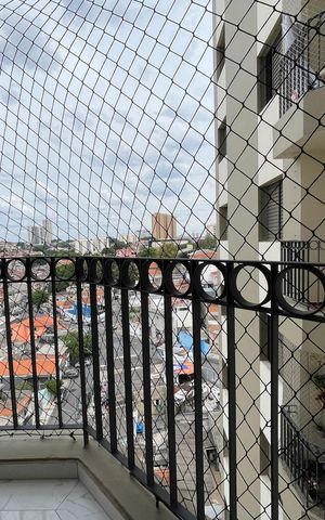 Apartamento à venda com 59m², 2 quartos e 1 vaga Apartamento à venda com 59m², 2 quartos e 1 vagaVaranda
