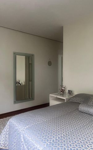 Casa de condomínio à venda com 980m², 4 quartos e 8 vagas Casa de condomínio à venda com 980m², 4 quartos e 8 vagasSuíte 2