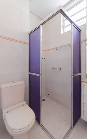 Casa à venda com 122m², 2 quartos e 1 vaga Casa à venda com 122m², 2 quartos e 1 vagaBanheiro da Suíte 1