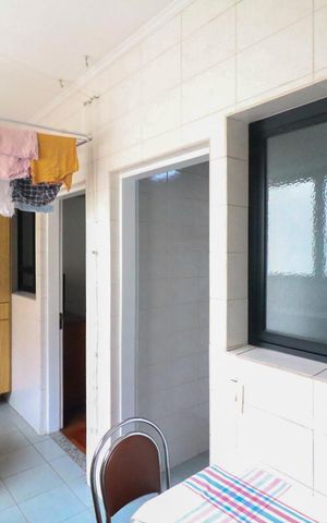 Apartamento à venda com 117m², 3 quartos e 1 vagaÁrea de Serviço