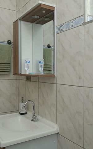 Casa à venda com 200m², 3 quartos e 1 vagaBanheiro 2