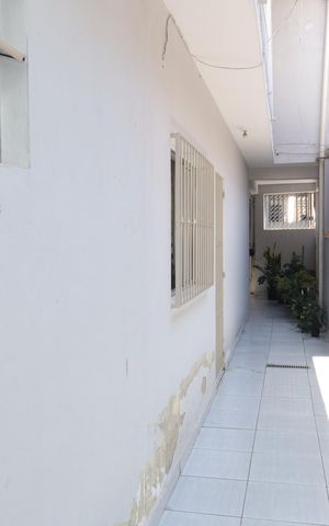 Casa à venda com 200m², 3 quartos e 1 vagaCorredor