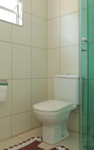 Casa à venda com 200m², 3 quartos e 1 vagaBanheiro 1