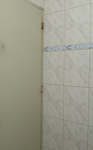 Casa à venda com 200m², 3 quartos e 1 vagaBanheiro 2