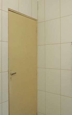 Casa à venda com 200m², 3 quartos e 1 vagaBanheiro 1