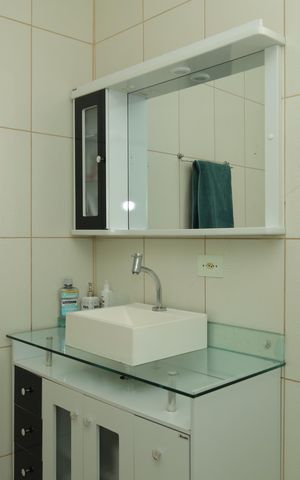 Casa à venda com 200m², 3 quartos e 1 vagaBanheiro 1
