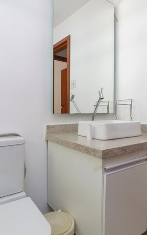 Casa para alugar com 270m², 5 quartos e 5 vagas Casa para alugar com 270m², 5 quartos e 5 vagasBanheiro da Suíte