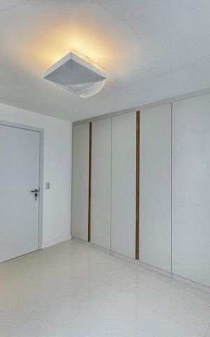 Apartamento à venda com 328m², 3 quartos e 4 vagas Apartamento à venda com 328m², 3 quartos e 4 vagasSuíte 3