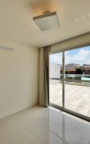 Apartamento à venda com 328m², 3 quartos e 4 vagas Apartamento à venda com 328m², 3 quartos e 4 vagasSuíte 2