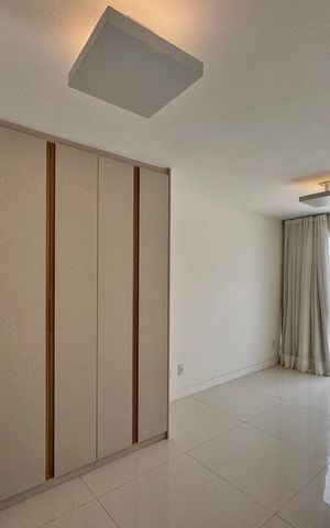 Apartamento à venda com 328m², 3 quartos e 4 vagas Apartamento à venda com 328m², 3 quartos e 4 vagasSuíte 1