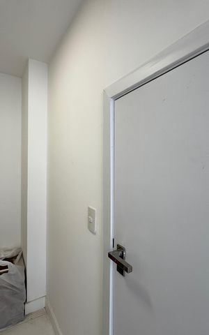 Apartamento à venda com 328m², 3 quartos e 4 vagas Apartamento à venda com 328m², 3 quartos e 4 vagasBanheiro de Serviço