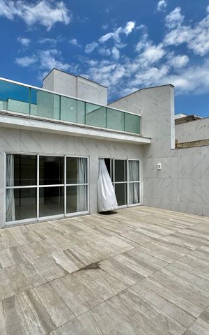 Apartamento à venda com 328m², 3 quartos e 4 vagas Apartamento à venda com 328m², 3 quartos e 4 vagasSuíte 2 Varanda