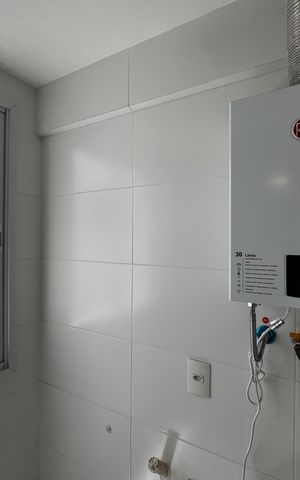 Apartamento à venda com 328m², 3 quartos e 4 vagas Apartamento à venda com 328m², 3 quartos e 4 vagasCozinha e Área de Serviço