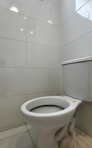 Apartamento à venda com 328m², 3 quartos e 4 vagas Apartamento à venda com 328m², 3 quartos e 4 vagasLavabo